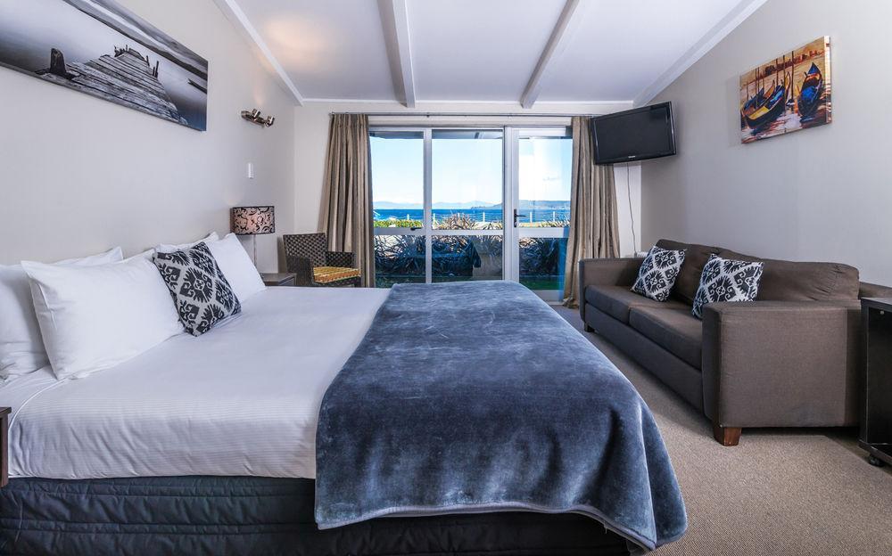 Twin Peaks Lakeside Inn Taupo Eksteriør billede
